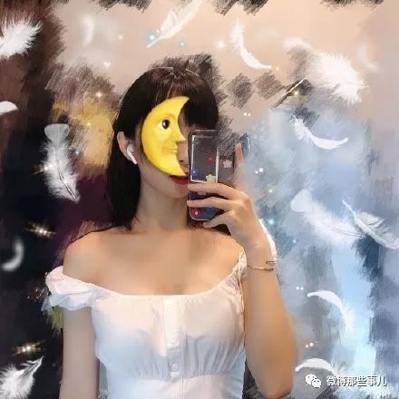 女網友求瘦子但是胸大的衣服沒想到變成了曬胸大賽