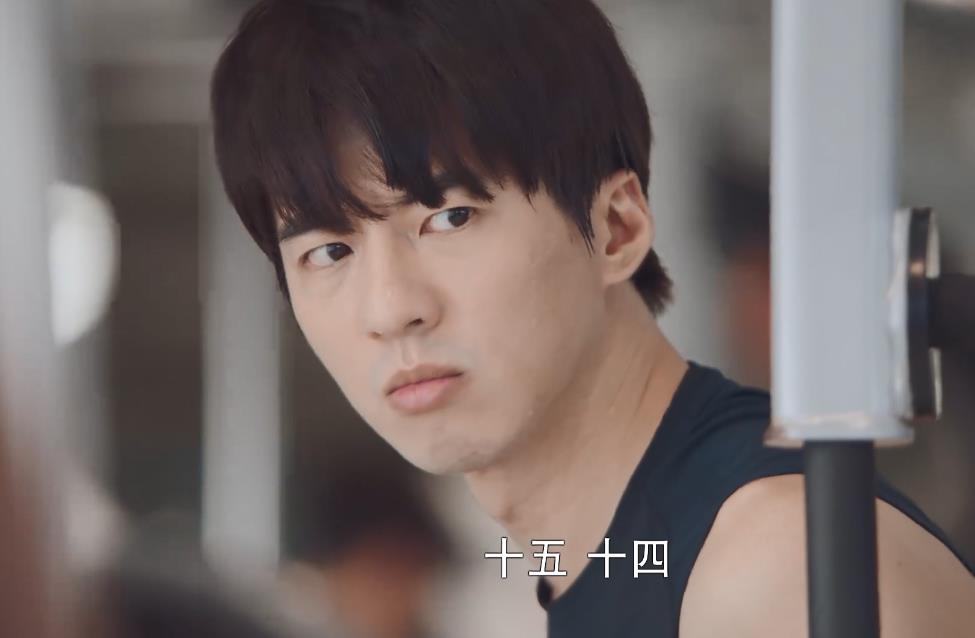 陆子日约会,教练碰唐澄,他吃醋,他不知储时追他,还给联系方式_陆子曰