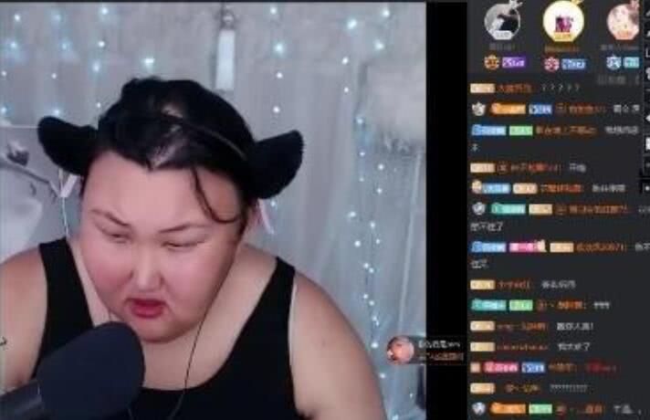比乔碧萝还丑的主播每个月都有10万礼物网友粉丝是真爱啊