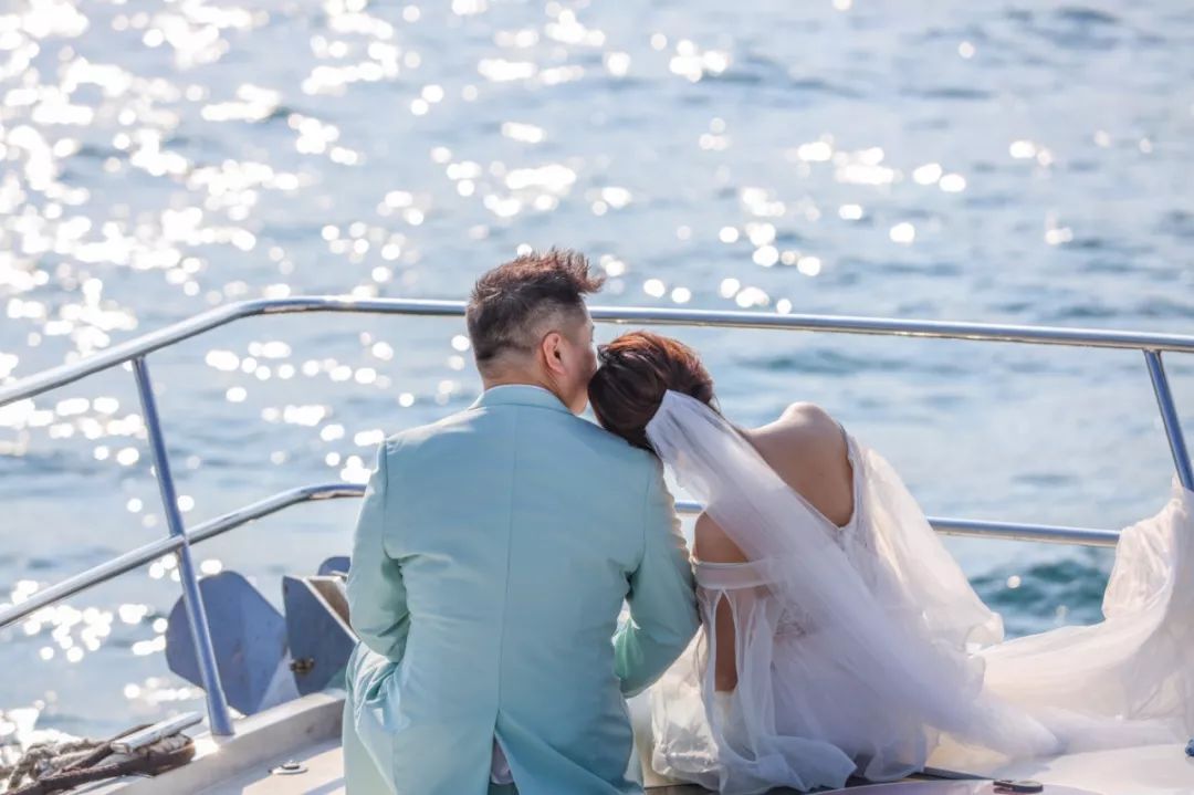 大鹏新区游艇338元抢小漾游艇原价1536元双人套餐双人游艇出海2小时