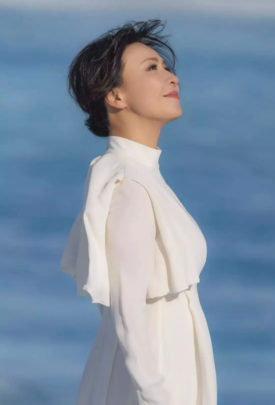 看到54岁刘嘉玲的脸才知道被时光宠爱的女人到底有多美