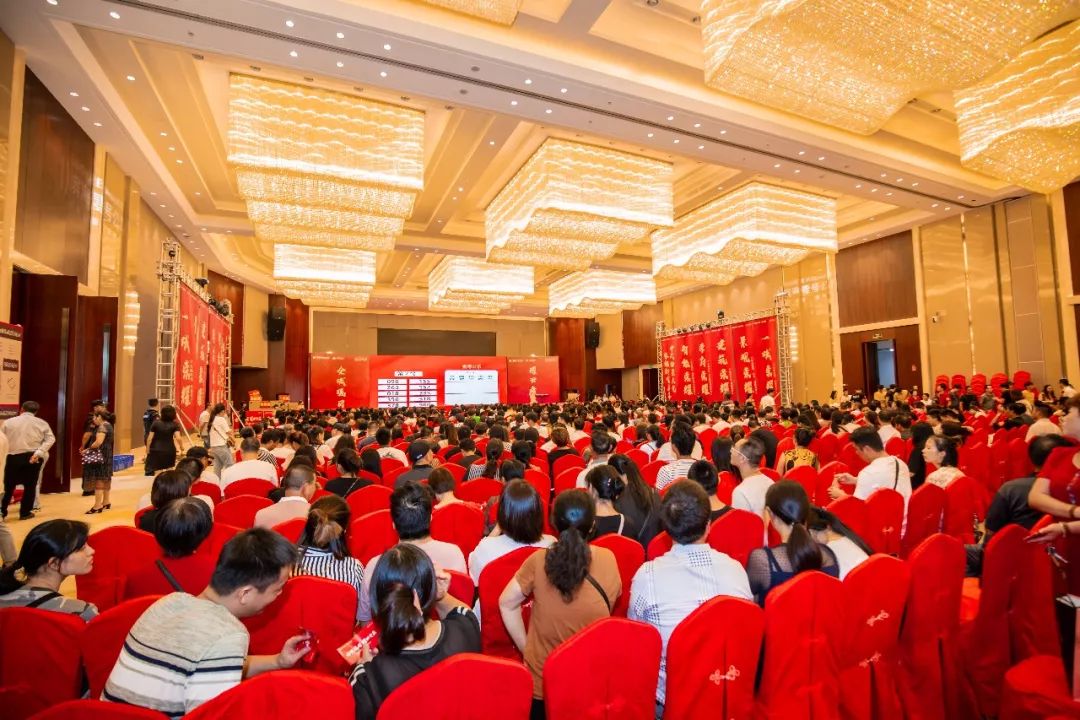 龙田滨海壹号公馆复式四房开盘受热捧,均价8500元/㎡_配套