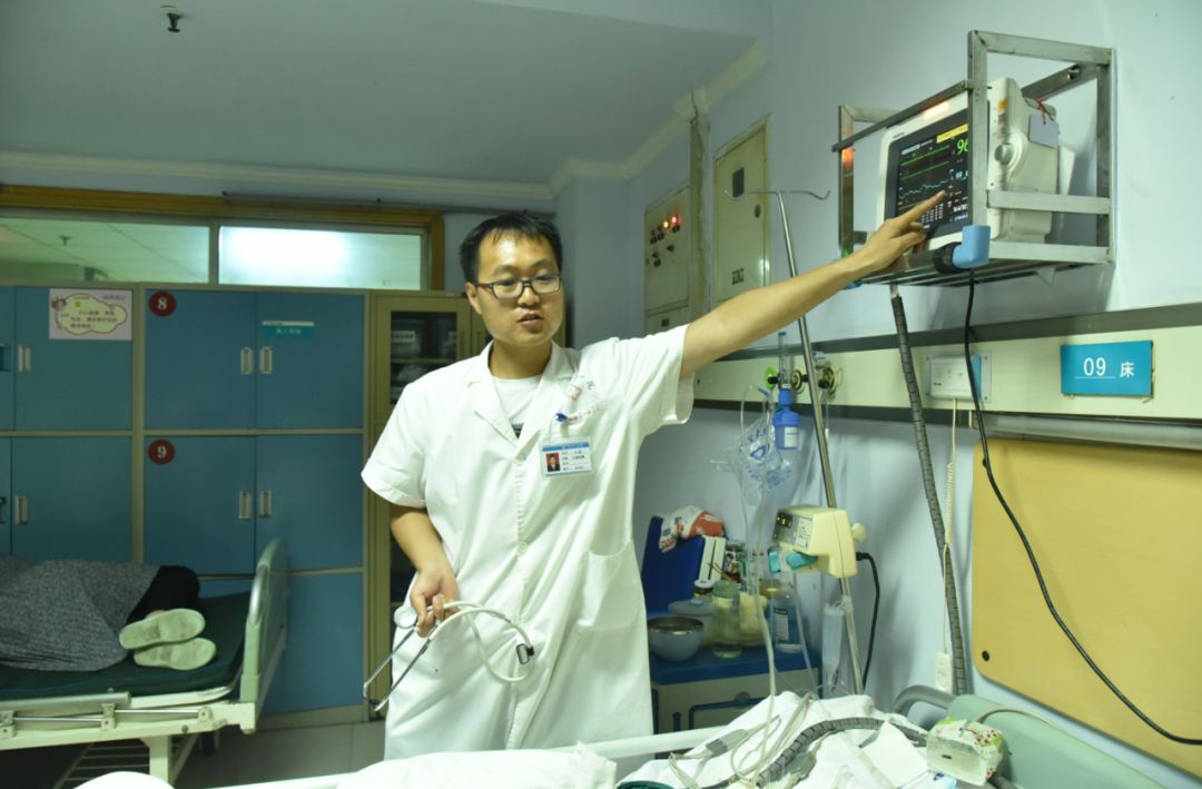 医师节特刊健康所系性命相托灵宝市临床百名好医生王锐