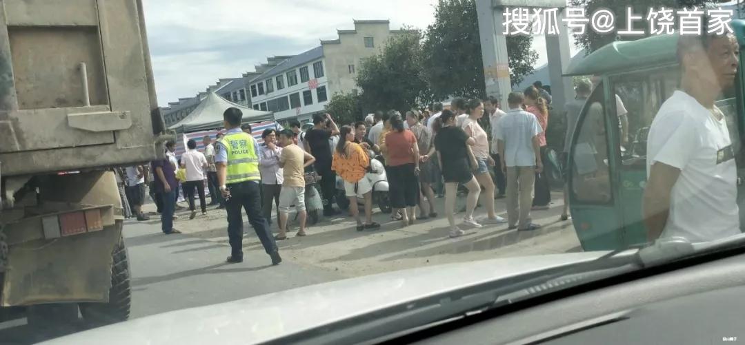 悲劇!上饒發生一起車禍 女駕駛員死亡小女孩受傷