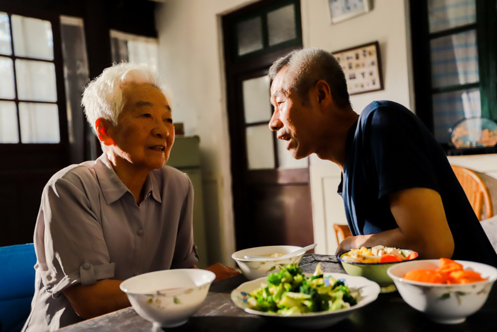 电影《一切如你》观后感言:一场别开生面的家庭聚会