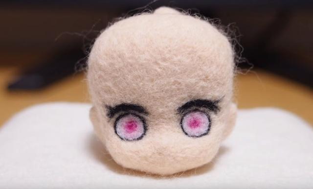 原创老婆自己做起来日本阿宅自制二次元萌娘公仔生动可爱想抱回家