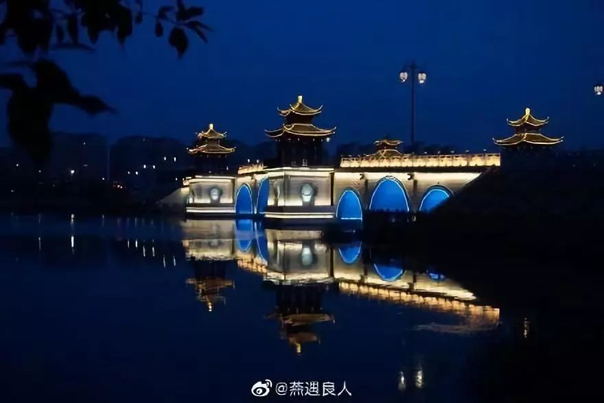 夜色里的南通,有温柔也有璀璨,你都见过了吗?_夜景