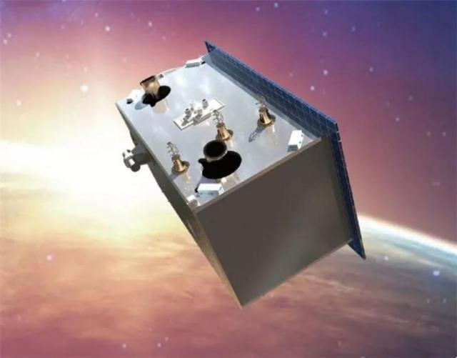 空间|硬核！新生开学当天，中科院为这所高校发射了一颗卫星