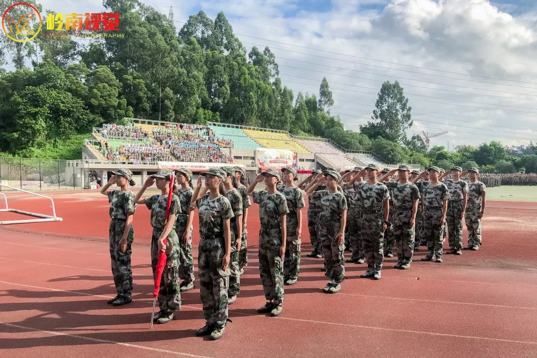 結束亦是新的征程廣東嶺南現代技師學院2019級新生軍訓完美收官