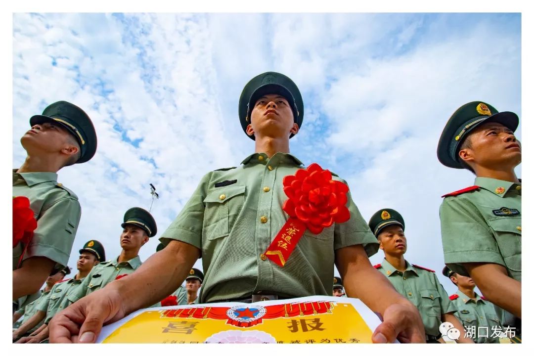 武警湖口中队6名官兵光荣退伍感人的一幕幕