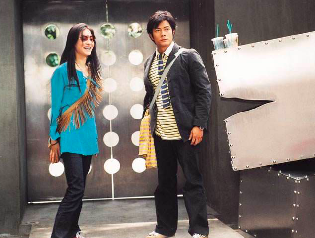 张柏芝拍电影旧照,笑容灿烂表情到位,郭富城演技显青涩!