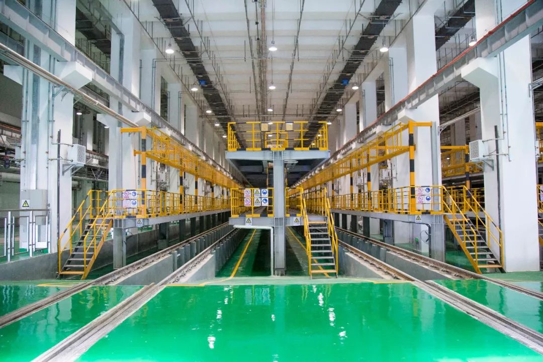 鏖战中原展英姿郑州地铁又一座车辆段顺利实现三权移交