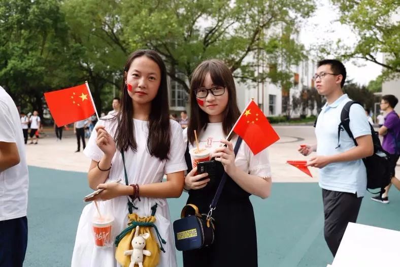 什么是爱国00后们给出这样的答案