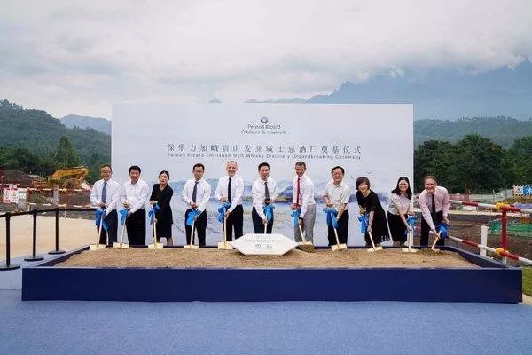 两大烈酒巨头的中国棋局帝亚吉欧保乐力加2019财报解析