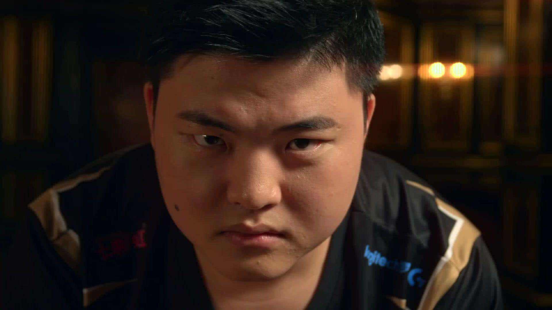 原创uzi究竟多想进s9打tes最后一波小狗破音嘶吼狼行给我杀