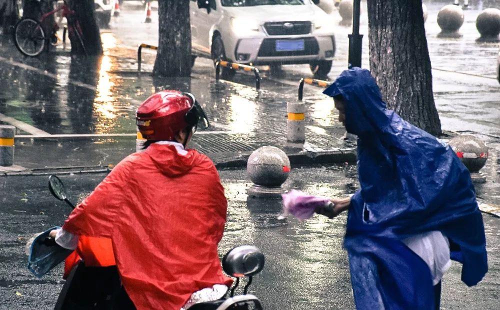 今早,您准时上班了吗._常州市