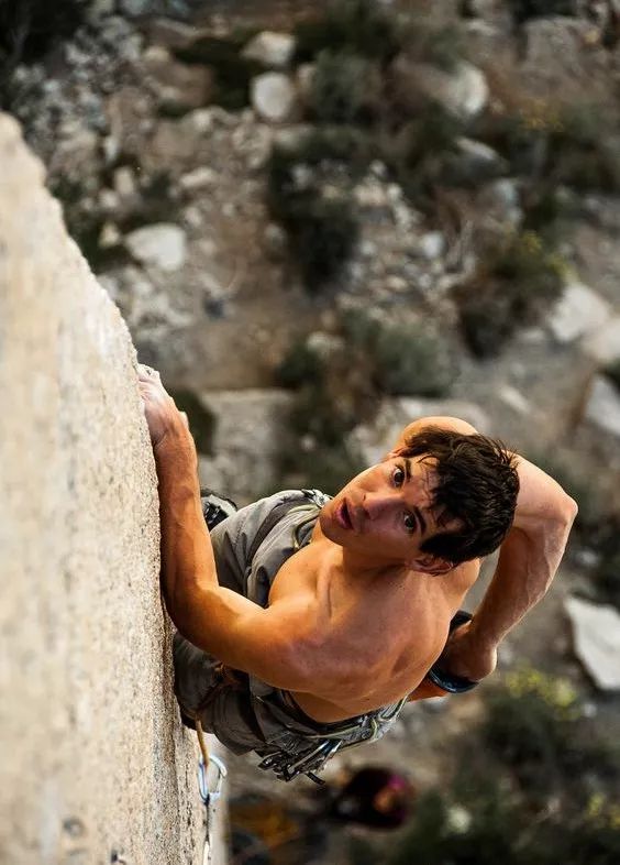 左岸新片徒手攀岩致敬那些相信不可能的人