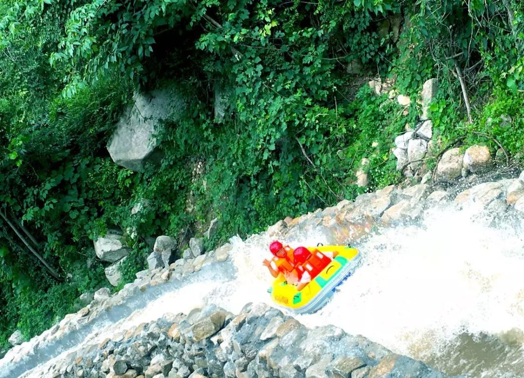 亚武山景区高山漂流免费送