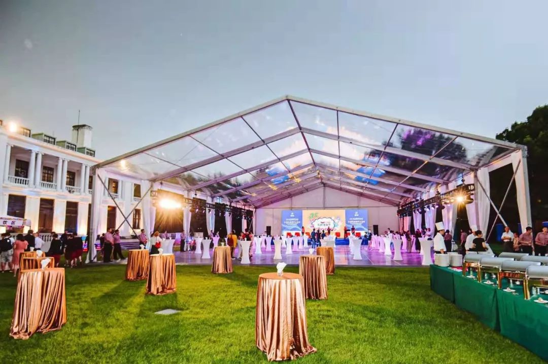 第五届东湖美食节开幕式于兴国宾馆隆重举行