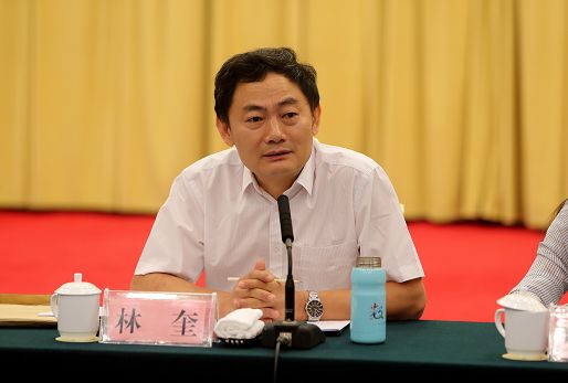 林奎总工程师代表核查组对我省污染源普查质量核查结果进行反馈,我省