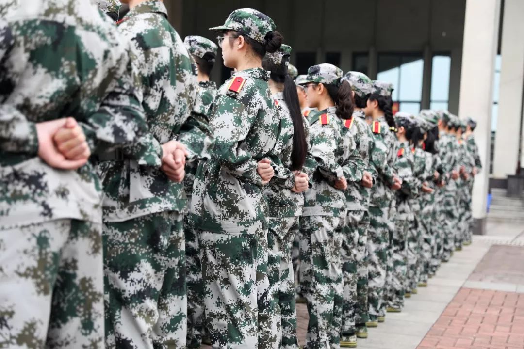 中南大学举行2019级开学典礼新生军训帷幕开启