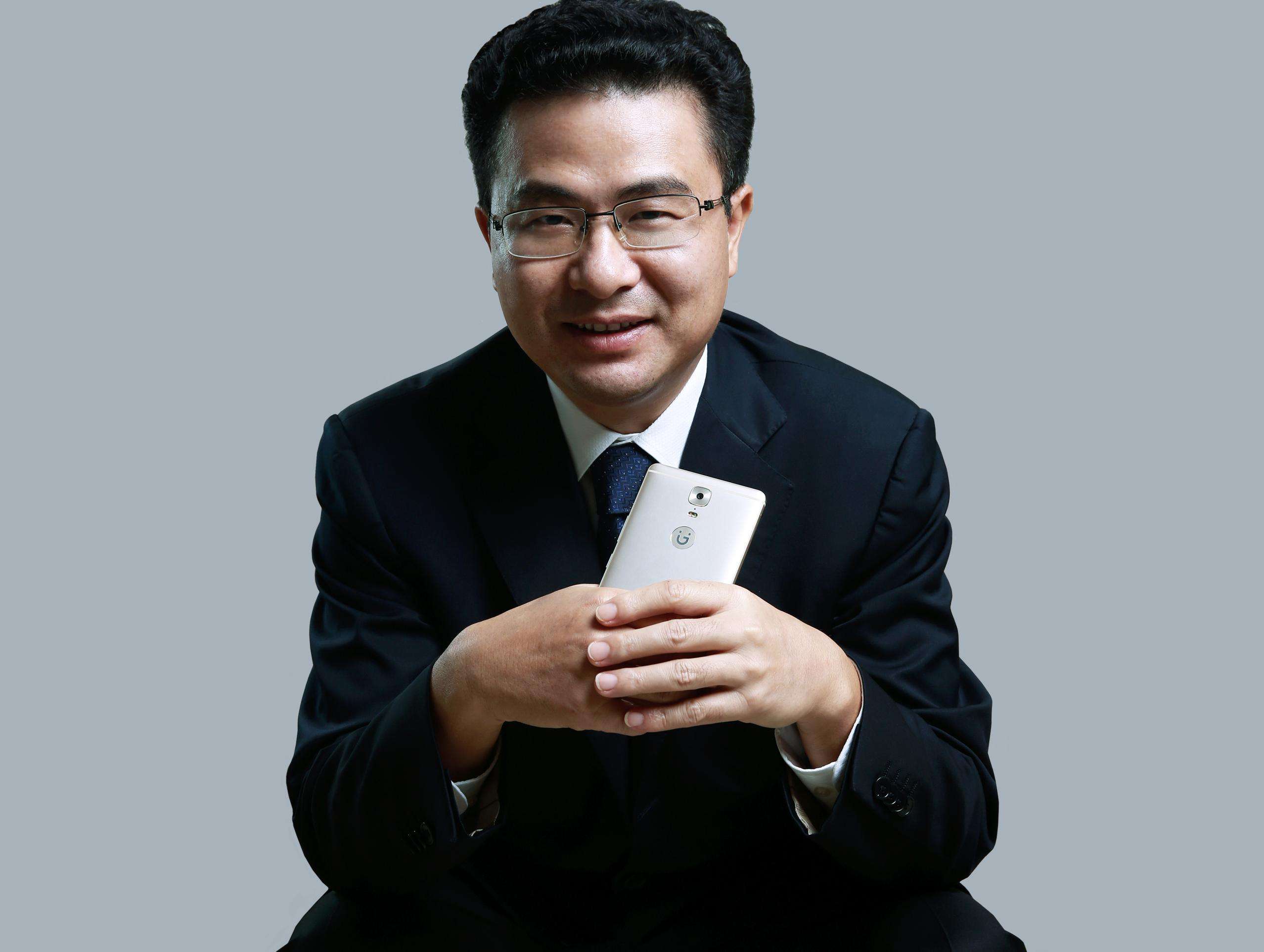 曾经的国产手机一哥,却因老板好赌走向没落,现在却又低调回归_金立