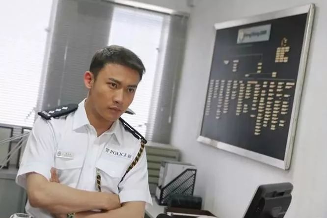 香港电影里的特色卧底类影片对不起我是个警察