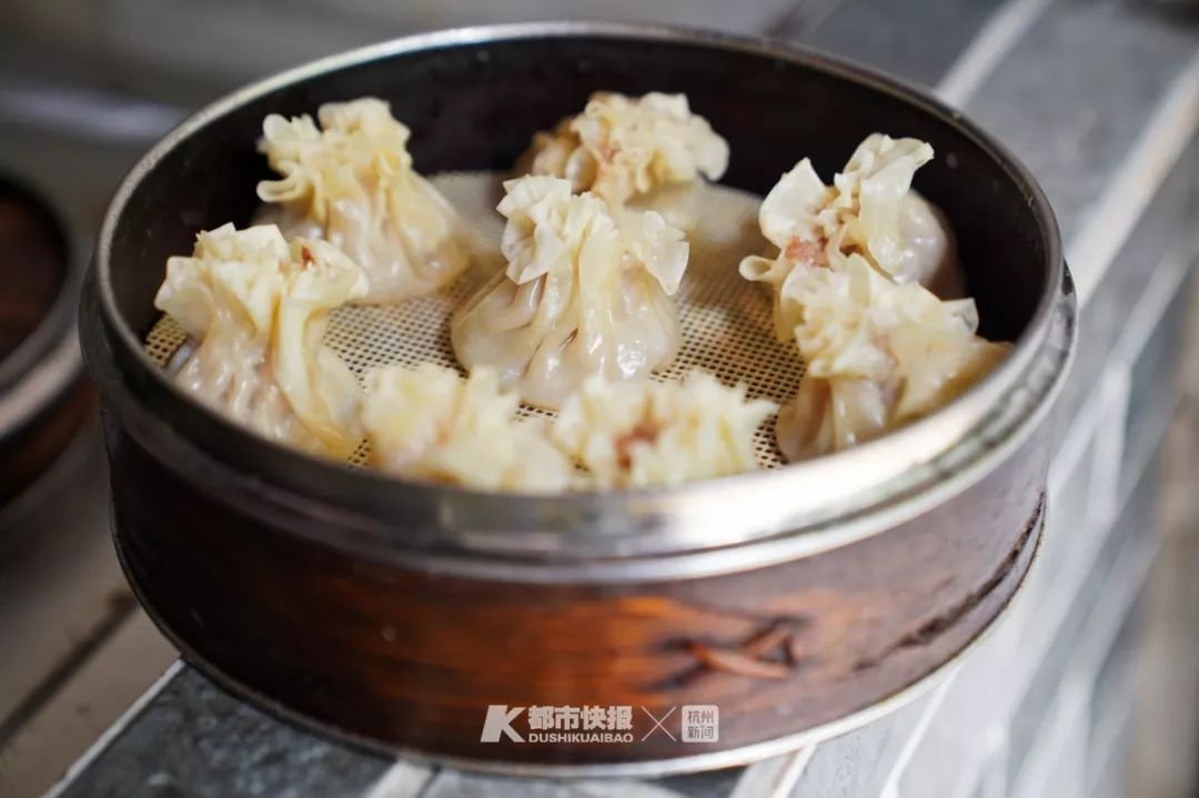 太旺!这家早餐店一天能卖一万多只煎饺