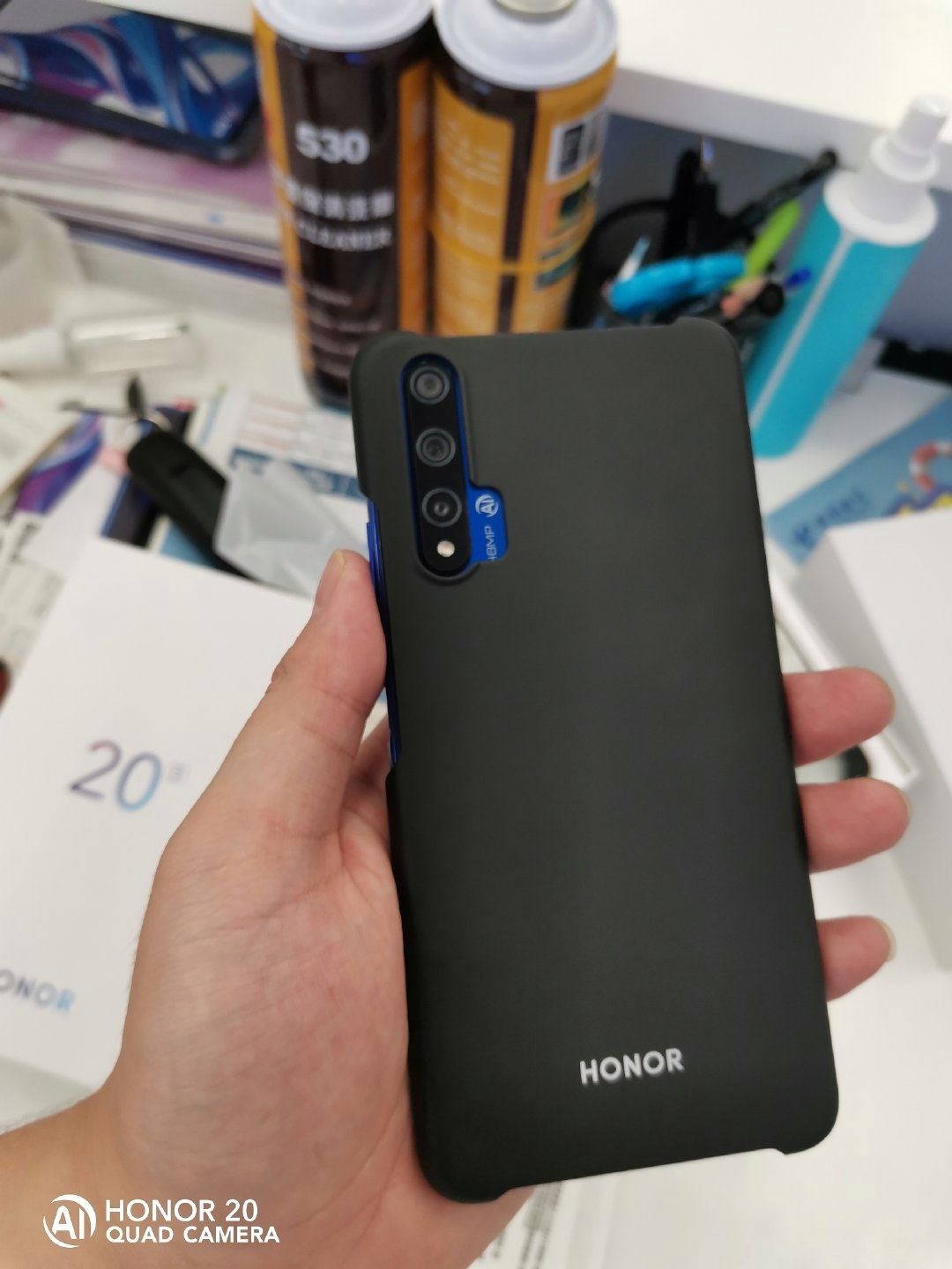 荣耀新机荣耀20s即将发布主打自拍搭载人像超级夜景黑科技