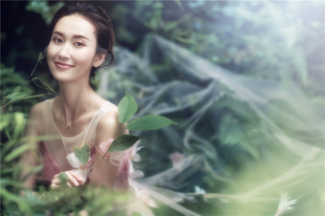 森系婚纱照让你化身最美的人间精灵
