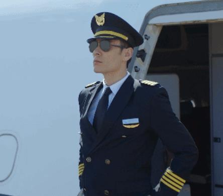 《遇见幸福》蒋欣发小卖保险坑熟人,郭京飞辞职后苏大强附体_李光洁