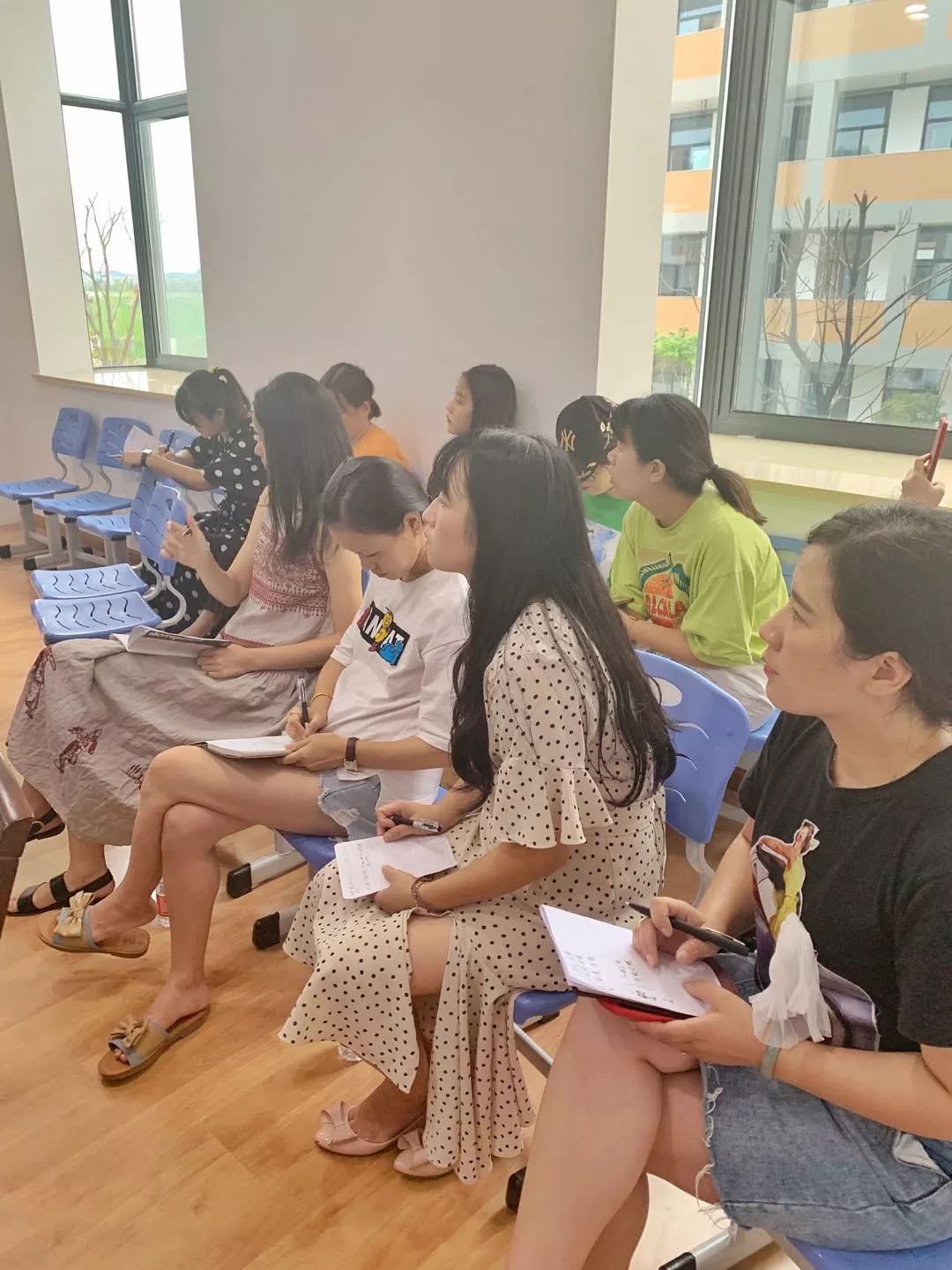 立足校本培训 践行智慧育人 ——长屿小学开展新学期首期校本培训