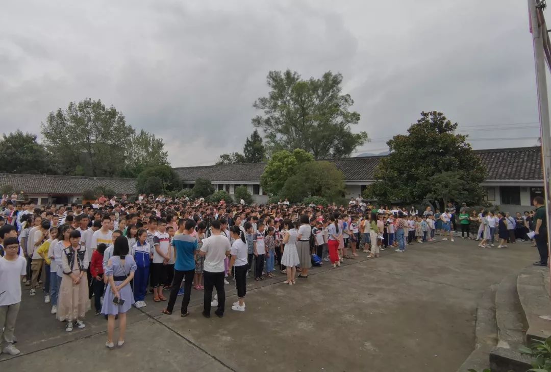 朱镇中心校元山中心校南池小学解元中心校洪山镇小学来自阆中市各级