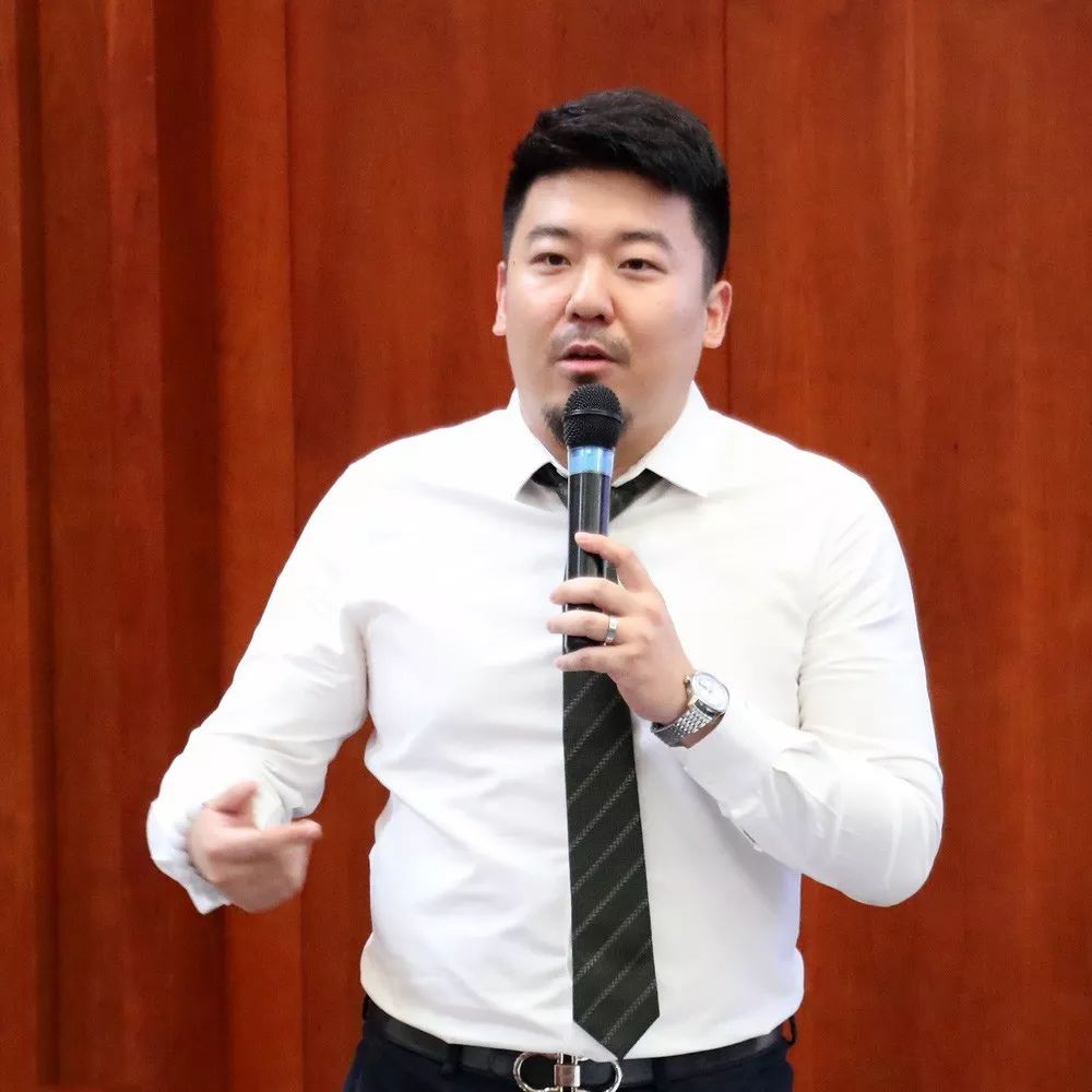 华山论剑思辩青春共促发展宝青说辩论赛精彩上演