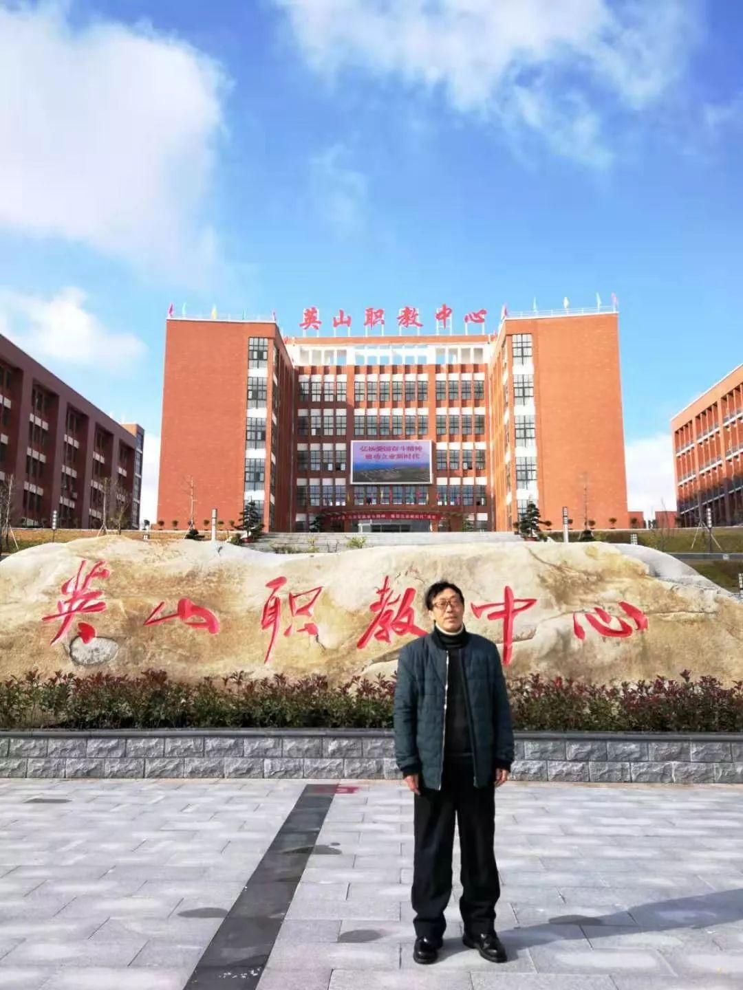 大奖赛征稿:湖北诗人 汪友元 走进第三届中原杯!