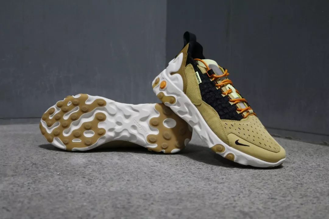 bt新品预告多重质感的拼接鞋面nikethe10th