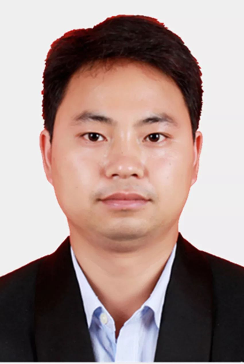 中共威信县委组织部干部任前公示13人拟任新职