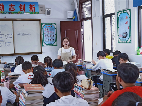 楚州实验中学:主题教育活动催生校园新气象