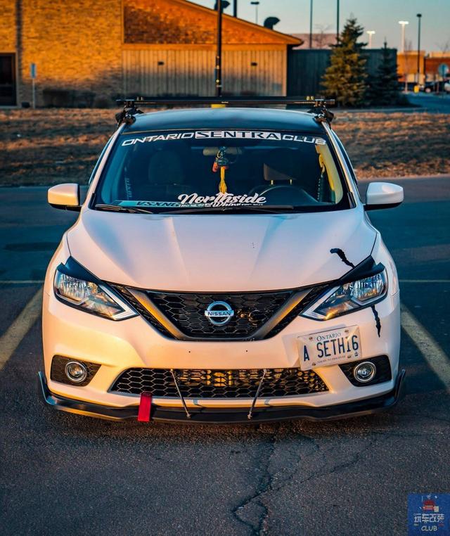 这辆日产轩逸改装十分少见的"侧排气",让人摸不清头脑!