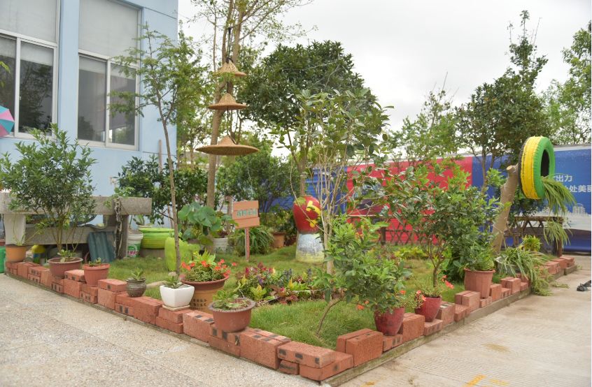 巾帼垦荒学院美丽庭院微信投票开始啦赶紧来为你心目中的最美庭院投上