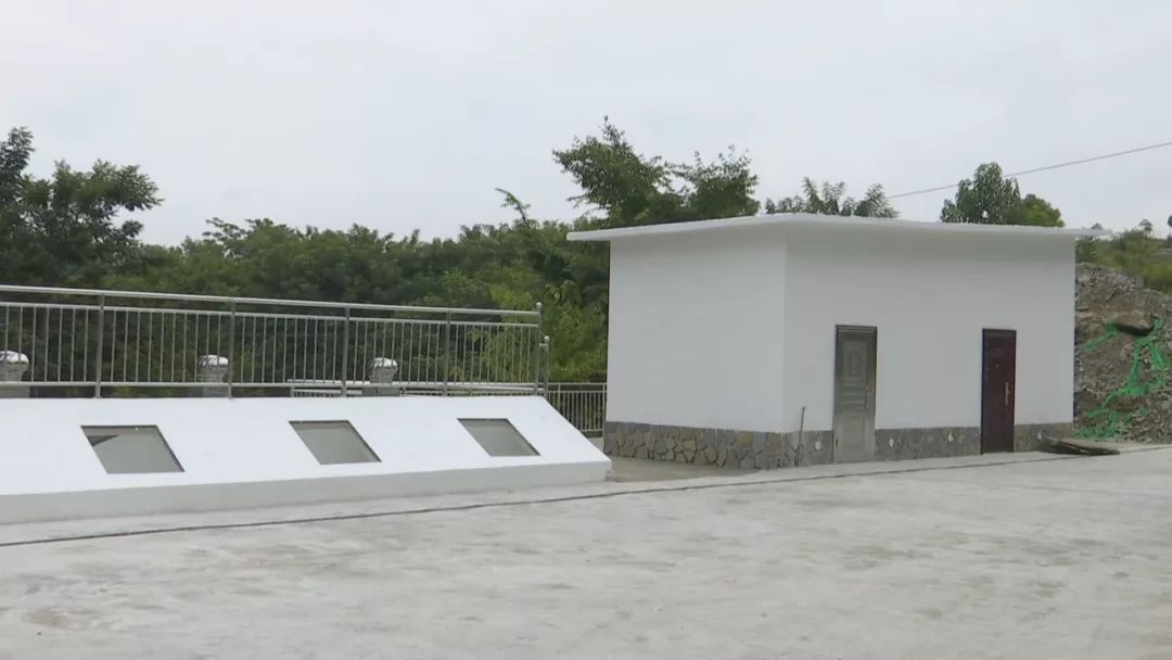 绿色又环保这个阳光堆肥房能吃进垃圾吐出肥料