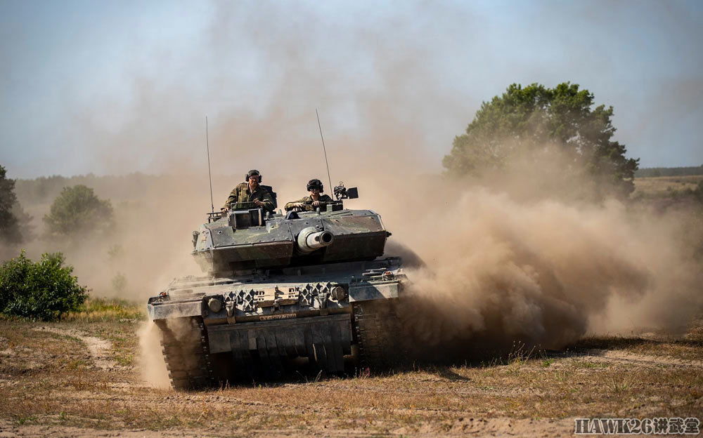 豹2a5也能飞德军重装部队演习照曝光难得一见的威风时刻