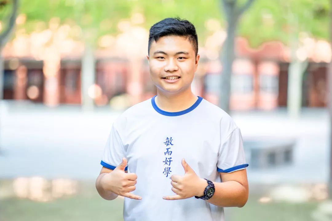 第四届大赛高中组全国十强姜博文从武侠小说到国学的二三事