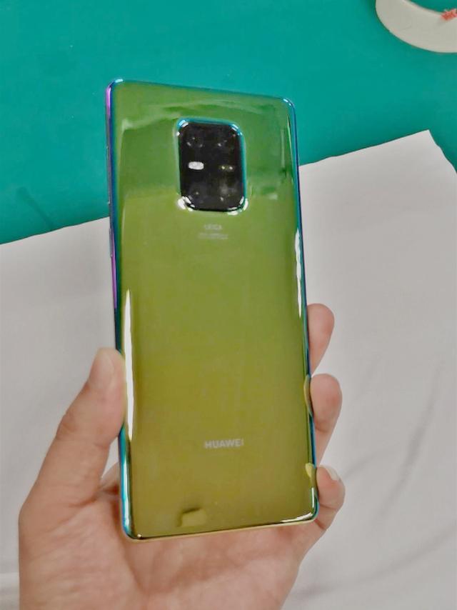 华为mate30pro镜头确定采用大环套小环,另外还有一款矩形的