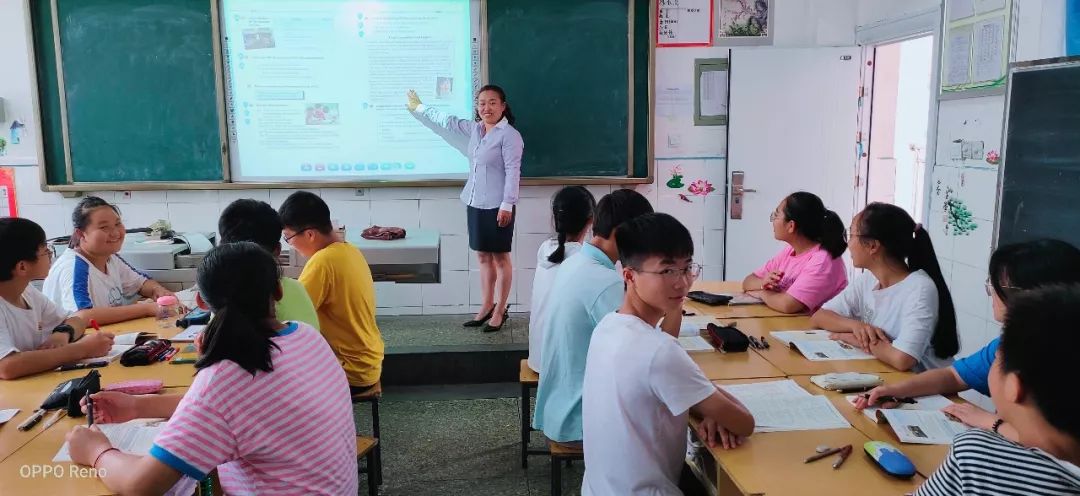 舍小家为大家坚守乡村中学17年记四川省汉源县第四中学教师李玉琴