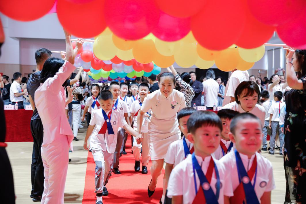 斗门区容闳学校图片