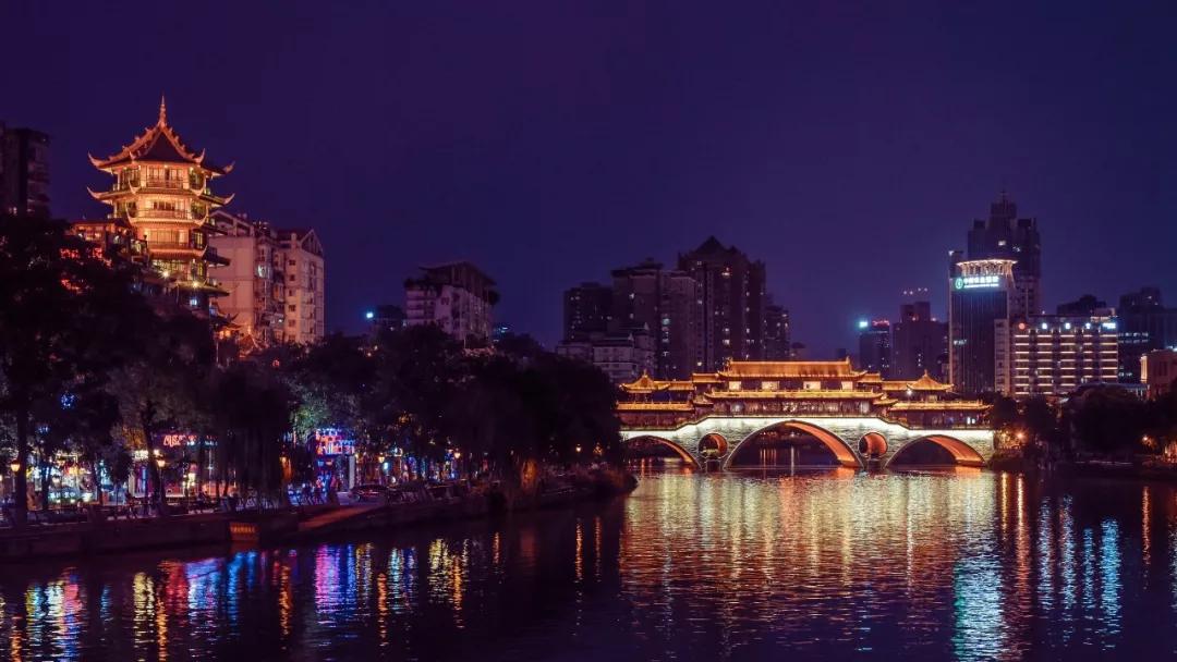 嗨起来食而优则演成都的夜晚偷走你的心了吗