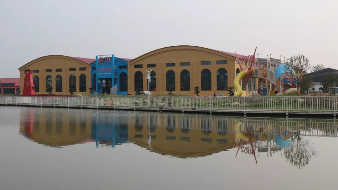 宜昌占地1100亩,>50个项目的游乐园即将开业,像迪士尼一样好玩!_童梦