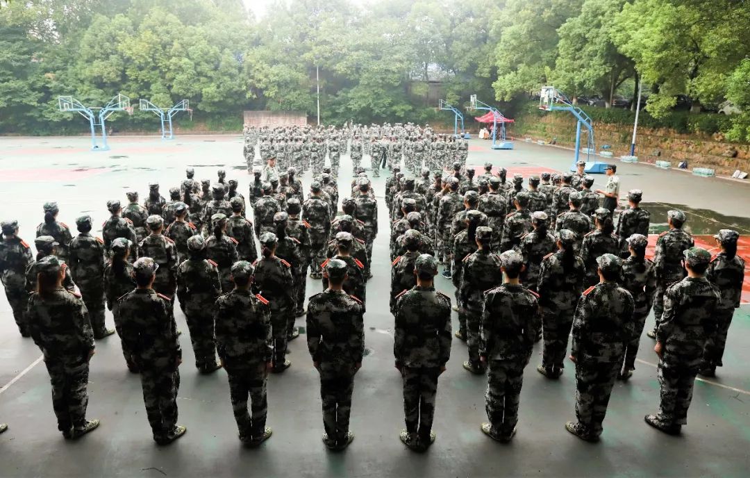 中南大学举行2019级开学典礼新生军训帷幕开启