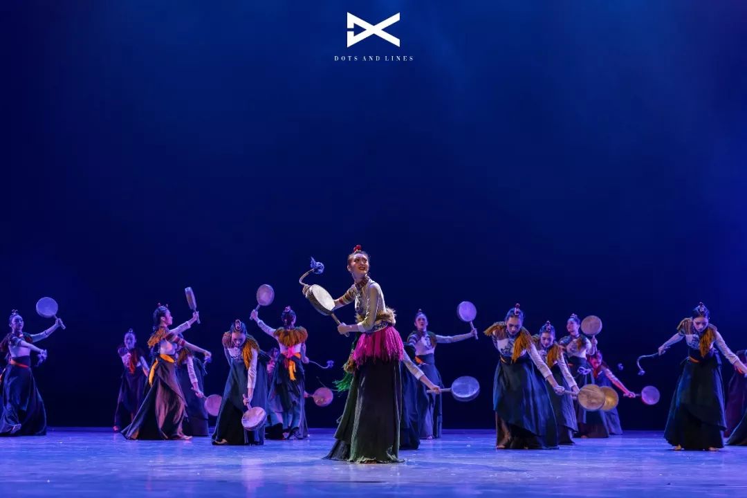 12届桃李杯专题藏族舞玄音鼓舞北京舞蹈学院编导袁媛